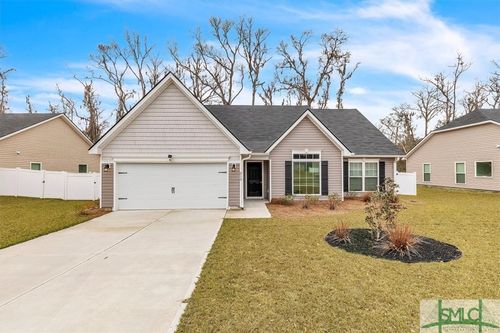 213 Acorn Dr, Brunswick, GA, 31523-8955 | Card Image