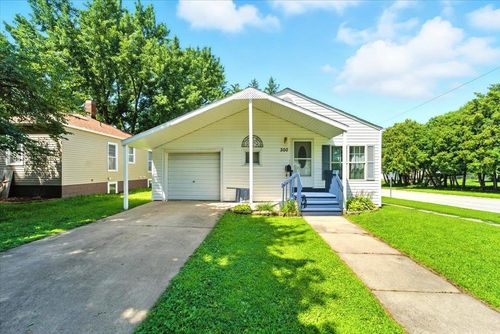 300 6th Ave Se, Oelwein, IA, 50662-2535 | Card Image