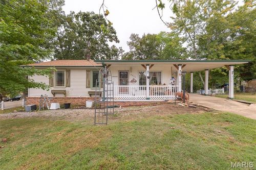 2211 Orr Rd, Poplar Bluff, MO, 63901-2535 | Card Image