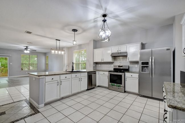 1947 Walter Raleigh, House other with 4 bedrooms, 2 bathrooms and null parking in Windcrest TX | Image 9