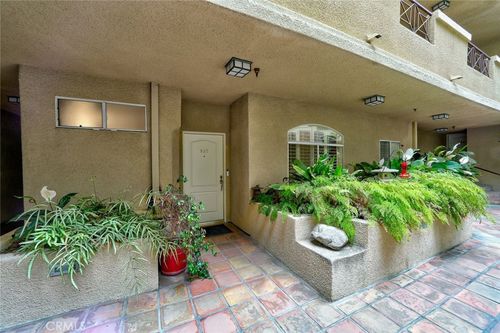 107-12060 Hoffman St, Studio City, CA, 91604-4716 | Card Image