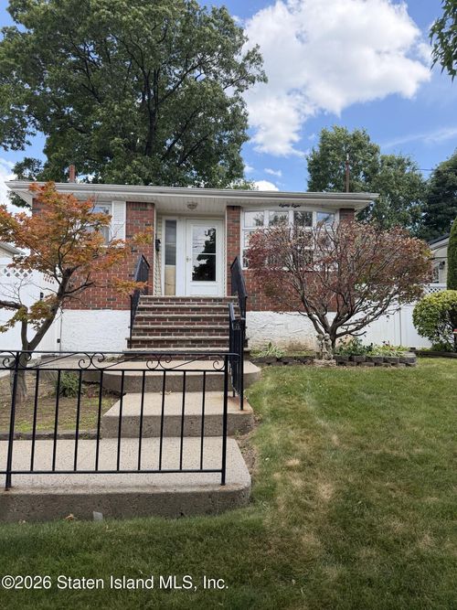 88 Barlow Ave, Staten Island, NY, 10308-1701 | Card Image