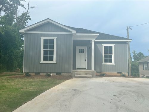 311 Tribble St, Seneca, SC, 29678-3546 | Card Image