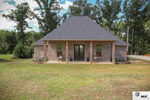 111 Evergreen Dr, Ruston, LA, 71270-9415 | Card Image