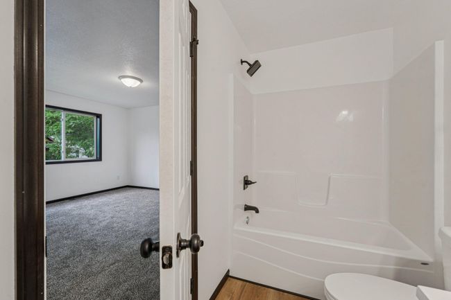 31-web-or-mls-Conway St-S1107-025.jpg | Image 16