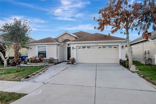 3929 Washburn Pl, WESLEY CHAPEL, FL, 33543-7913 | Card Image