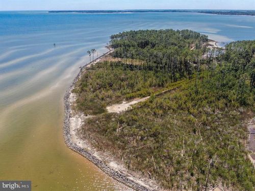 000 Fleets Bay Rd, White Stone, VA, 22578 | Card Image