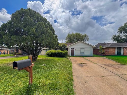 4214 Sandydale Ln, Houston, TX, 77039-4520 | Card Image