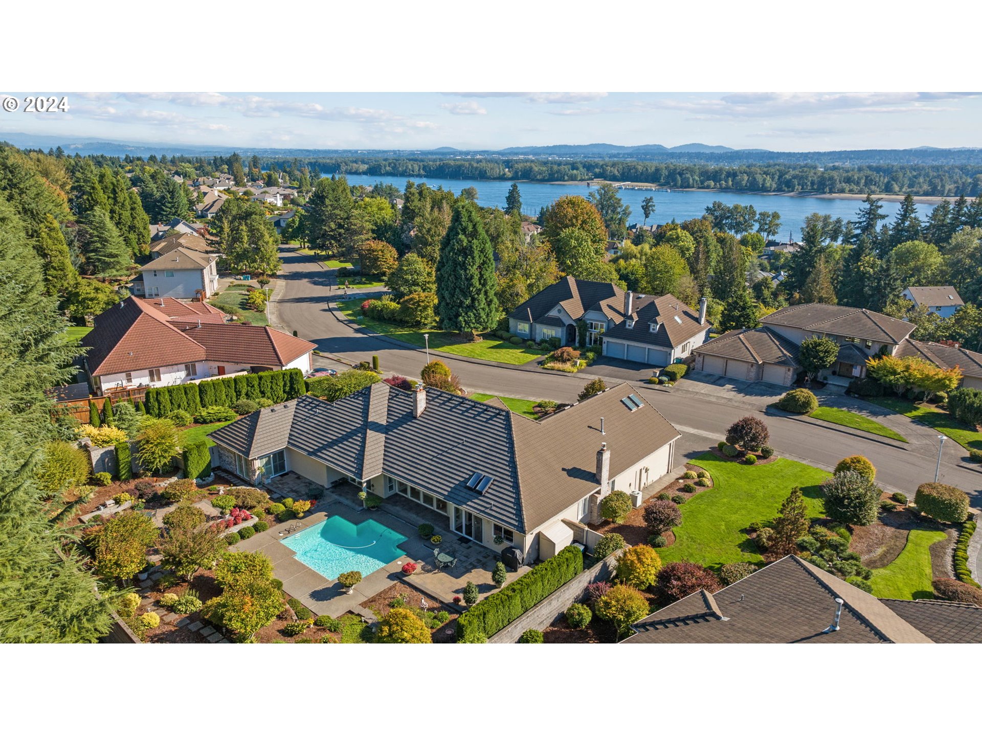 Rivercrest Dr, Vancouver, WA 98683