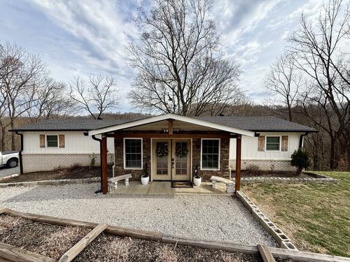 90 Maggart Rd, Elmwood, TN, 38560-4017 | Card Image
