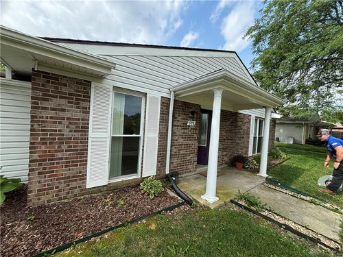 302 Chadwick Pl, Fairborn, OH, 45324-3901 | Card Image