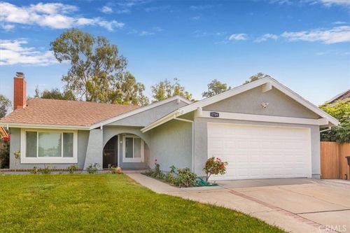 5709 Holly Ridge Dr, Camarillo, CA, 93012-5526 | Card Image
