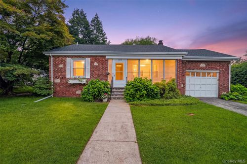 755 Hoover Ave, Peekskill, NY, 10566-5507 | Card Image