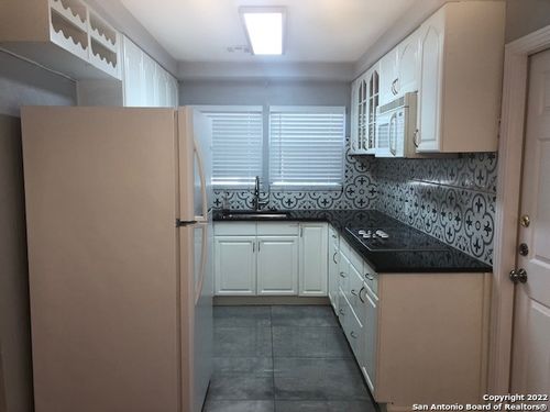 219 Radiance Ave, San Antonio, TX, 78218-2539 | Card Image