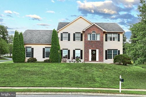 5 Winterberry Ln, ETTERS, PA, 17319-8603 | Card Image