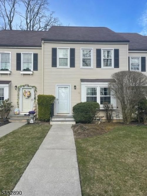 48 Wexford Dr, Mendham, NJ, 07945-2008 | Card Image