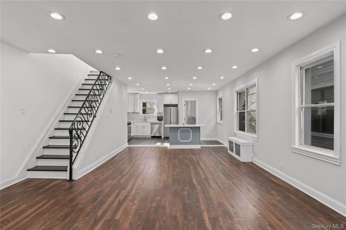 1631 Paulding Ave, Bronx, NY, 10462-3106 | Card Image