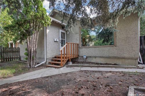 226 Av N S, Saskatoon, SK, S7M2M9 | Card Image