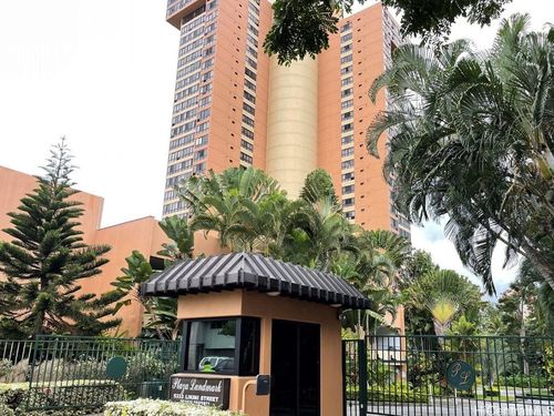 apt-1808-5333 Likini St, Honolulu, HI, 96818-1768 | Card Image