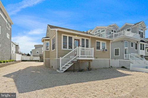 20 E Selfridge, LONG BEACH TOWNSHIP, NJ, 08008 | Card Image
