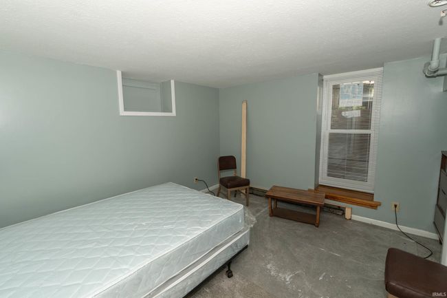 301 W Jackson Blvd, Home with 6 bedrooms, 3 bathrooms and null parking in Elkhart IN | Image 12