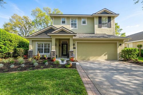 103 Ridgeway Blvd, Deland, FL, 32724-8807 | Card Image