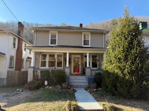 617 Roxbury St, Clifton Forge, VA, 24422-1239 | Card Image