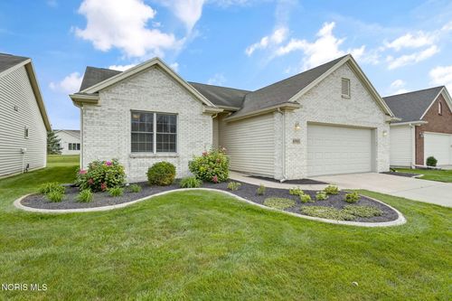 6945 Southpine Ct, Maumee, OH, 43537-8301 | Card Image