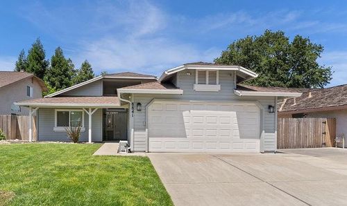 8841 Brattle Place, Stockton, CA, 95209 | Card Image