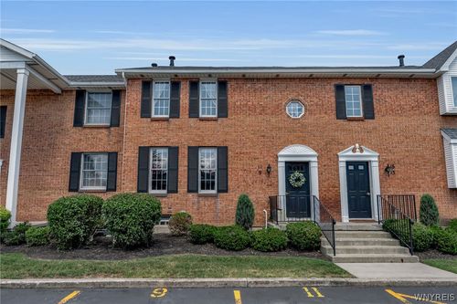 9 Tralee Ter, East Amherst, NY, 14051-1237 | Card Image