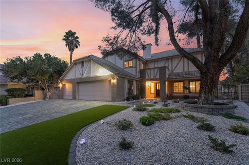 8 Hummingbird Ln, Henderson, NV, 89014-2134 | Card Image