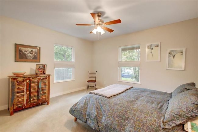 1708 Ullrich Ave, House other with 3 bedrooms, 3 bathrooms and 2 parking in Austin TX | Image 23