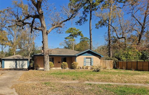 6647 Sylvan Rd, Houston, TX, 77023-4816 | Card Image