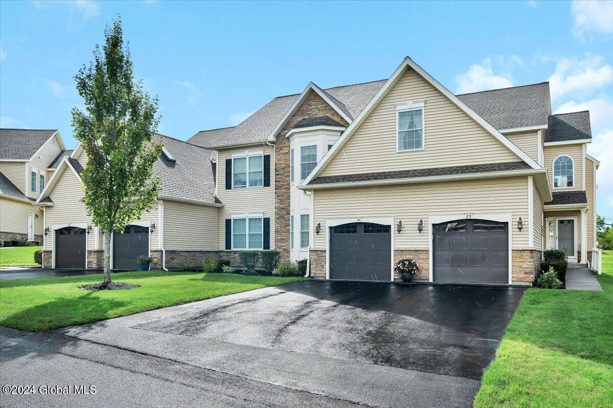 Beacon St, Ballston Spa, NY 12020