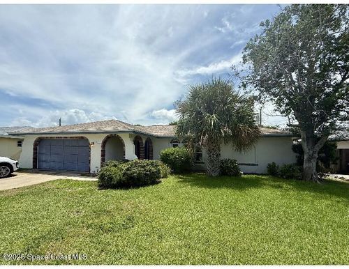 213 Harbour Dr W, Indian Harbour Beach, FL, 32937-4218 | Card Image