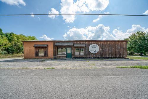 414 Old Celina Rd, Allons, TN, 38541-6904 | Card Image