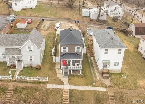 904 N 2nd St, De Soto, MO, 63020-1408 | Card Image