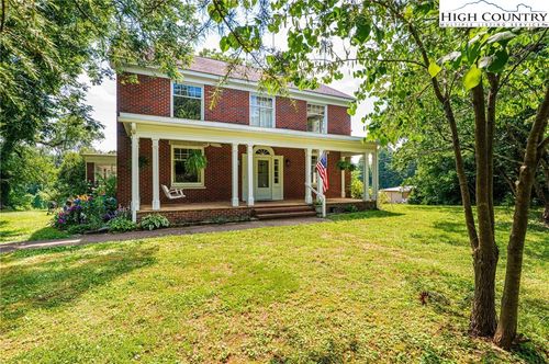 1230 Norwood St Sw, Lenoir, NC, 28645-6133 | Card Image