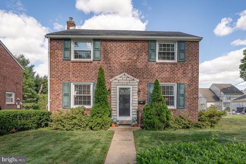 43 Netherwood Dr, SPRINGFIELD, PA, 19064-3610 | Card Image