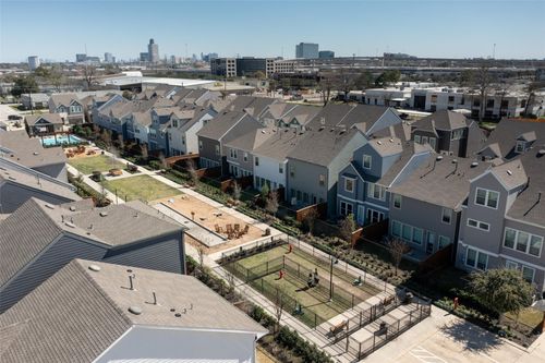 10961 Hewitt Cliff Ln, Houston, TX, 77043-2128 | Card Image