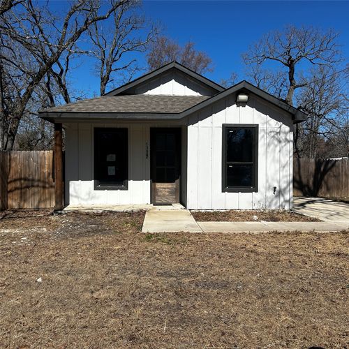 13982 E Travis Ln, Log Cabin, TX, 75148-3536 | Card Image