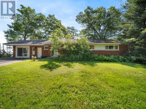 24 Maple Dr, Orillia, ON, L3V3W2 | Card Image