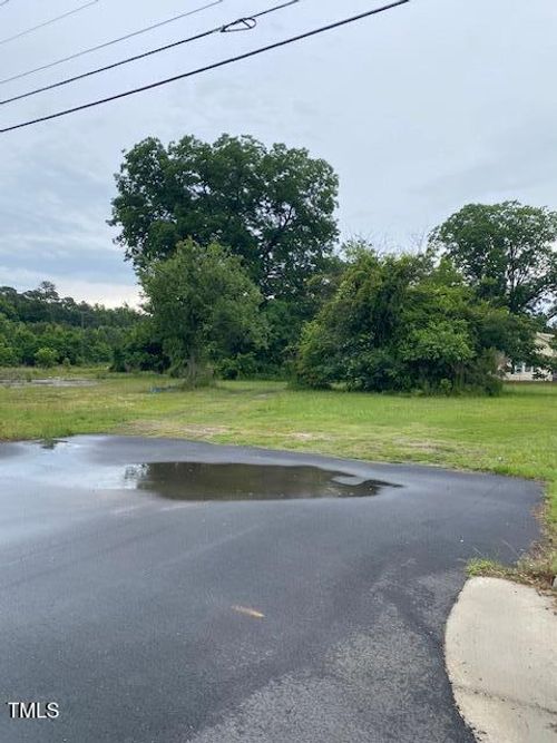 1808 N William St, Goldsboro, NC, 27530-1553 | Card Image