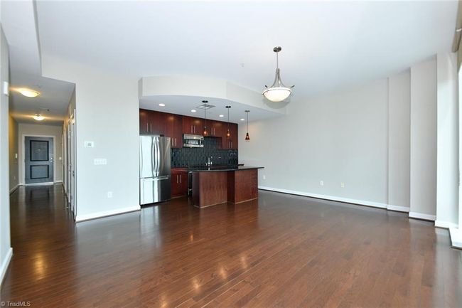 STE-310 - 201 N Elm St, House other with 1 bedrooms, 1 bathrooms and null parking in Greensboro NC | Image 16