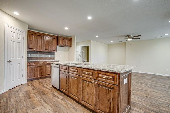 412 S Park St, House other with 3 bedrooms, 2 bathrooms and null parking in Terrell TX | Image 9