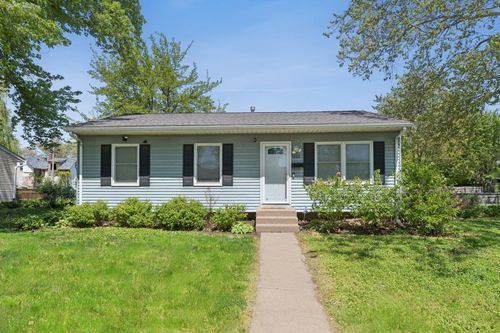 1022 W 13th St, Davenport, IA, 52804-3811 | Card Image