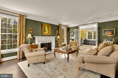 1257 New Bedford Ln, Reston, VA, 20194-1332 | Card Image