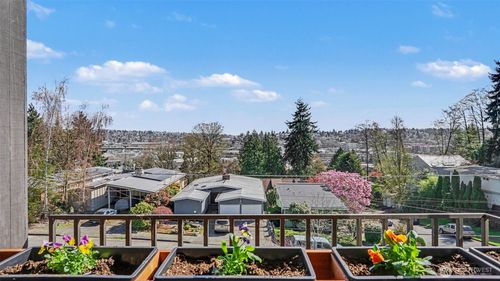 306-3601 24th Ave W, Seattle, WA, 98199-2149 | Card Image
