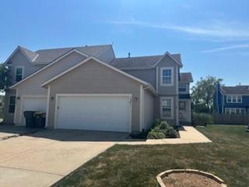 1241 S 5th St E, Louisburg, KS, 66053-4063 | Card Image