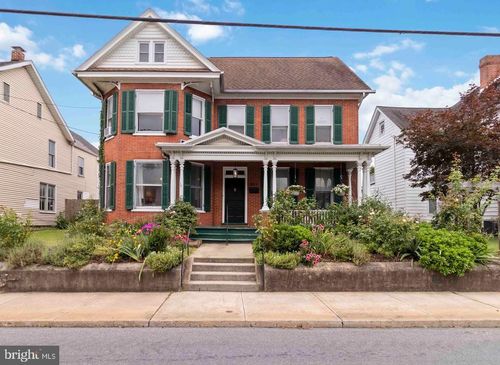 302 E Orange St, SHIPPENSBURG, PA, 17257-2008 | Card Image